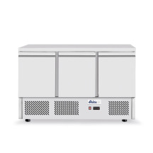 HENDI Bancada frigorífica de três portas Kitchen Line 380 L | Logifacas