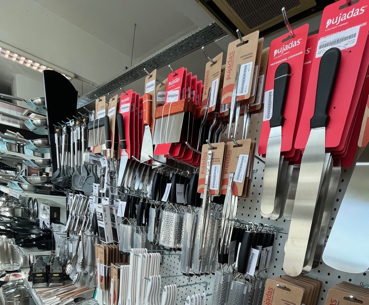 Seleção de utensílios e acessórios profissionais